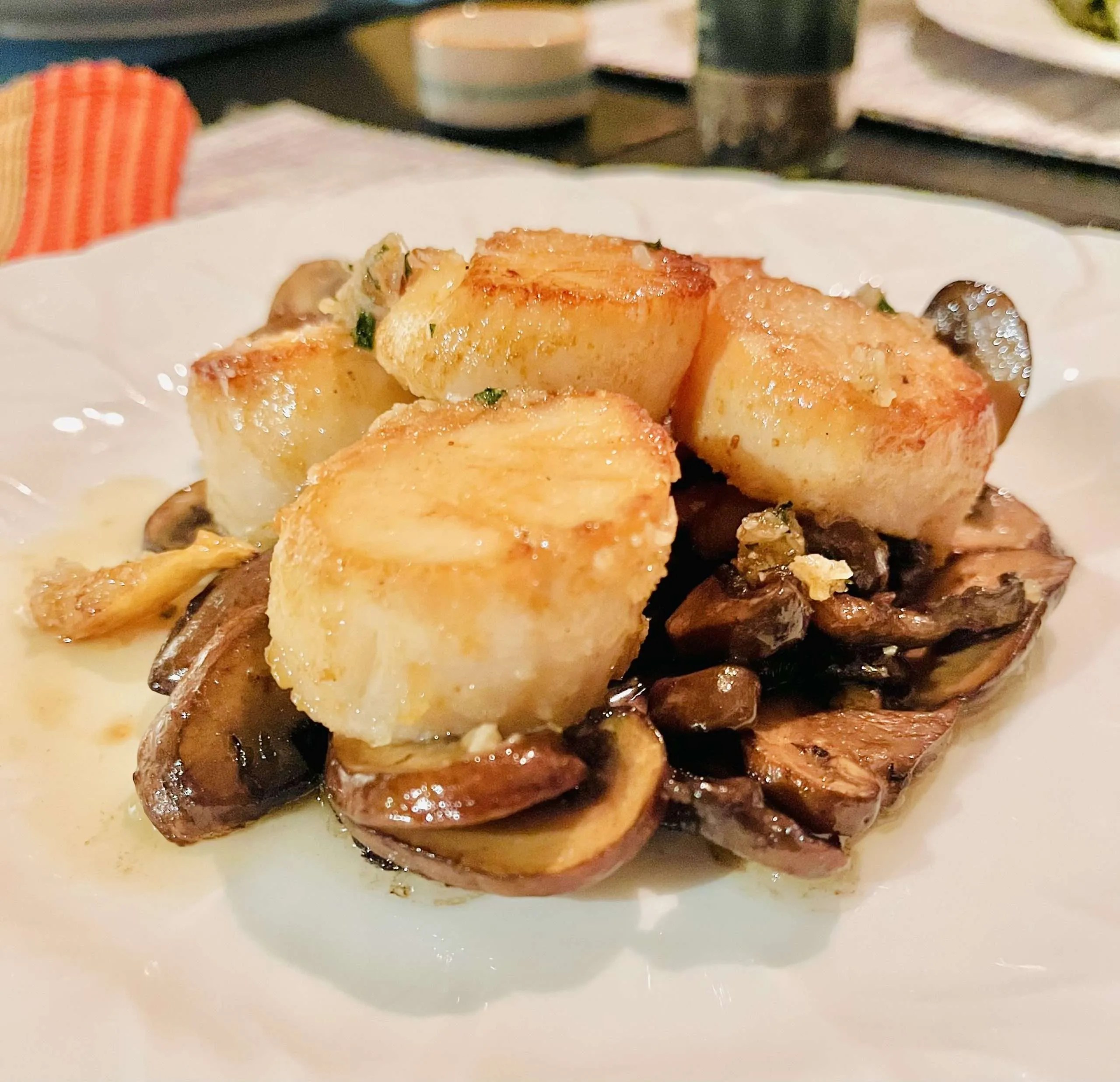 Seared Scallops with Mushrooms Michael Anne Rowe