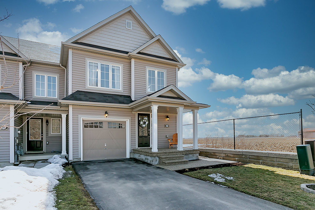 205 Gowland Drive, Binbrook Michael Brejnik