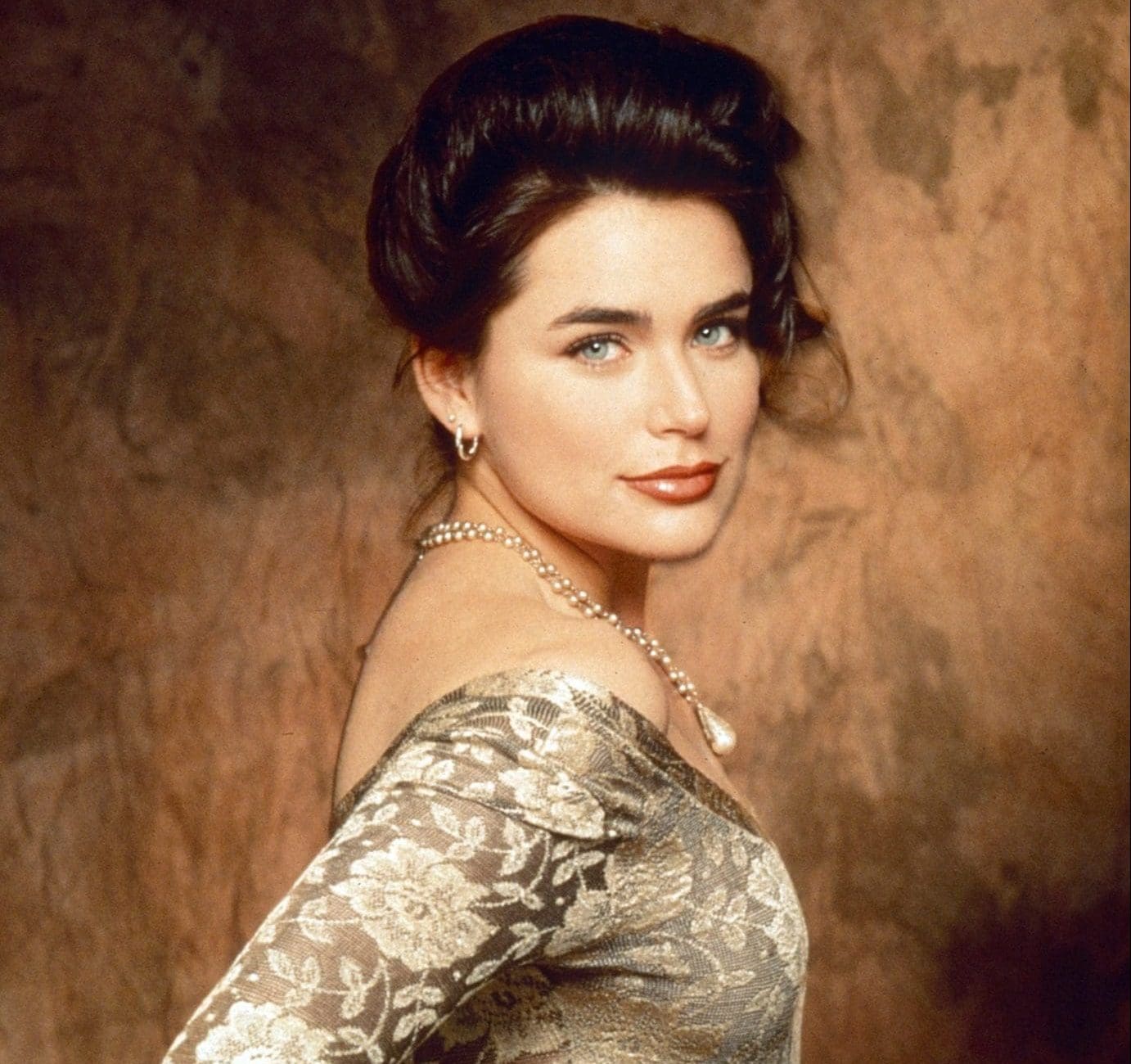 Rena Sofer on Her General Hospital Comeback as Lois Cerullo "She's