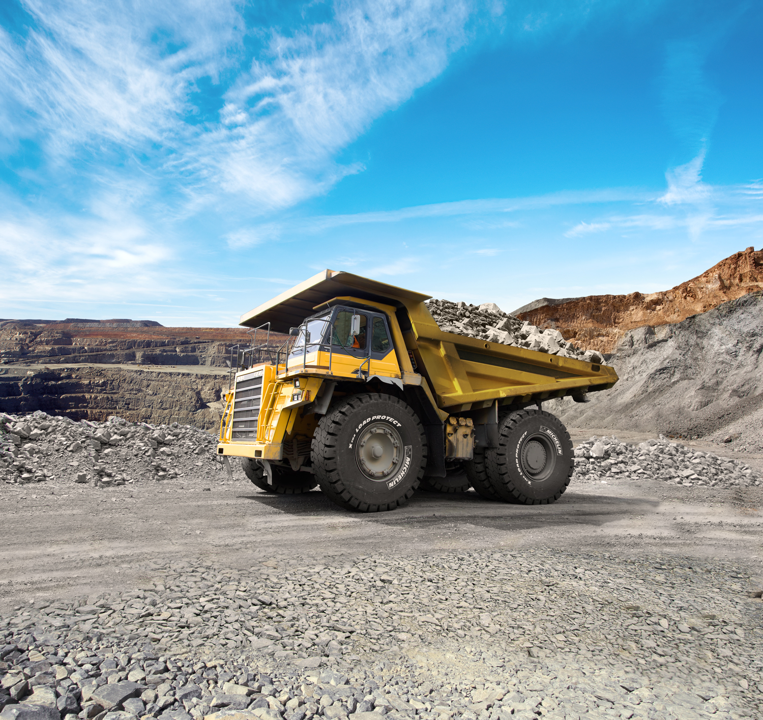 Michelin Introduces MarketFirst 3Star Rating 18.00R33 Rigid Dump