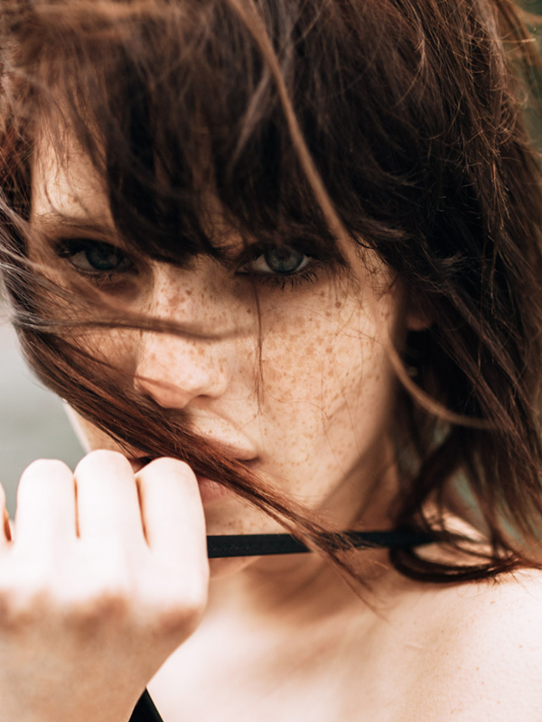 how to cover freckles