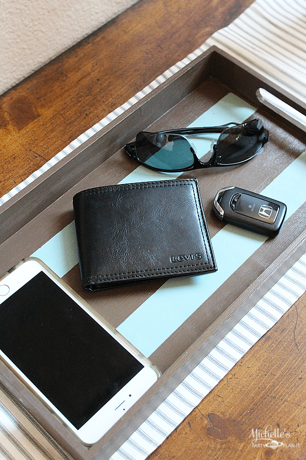 DIY Valet Tray Entryway Organization & DecoArt Michelle's Party PlanIt