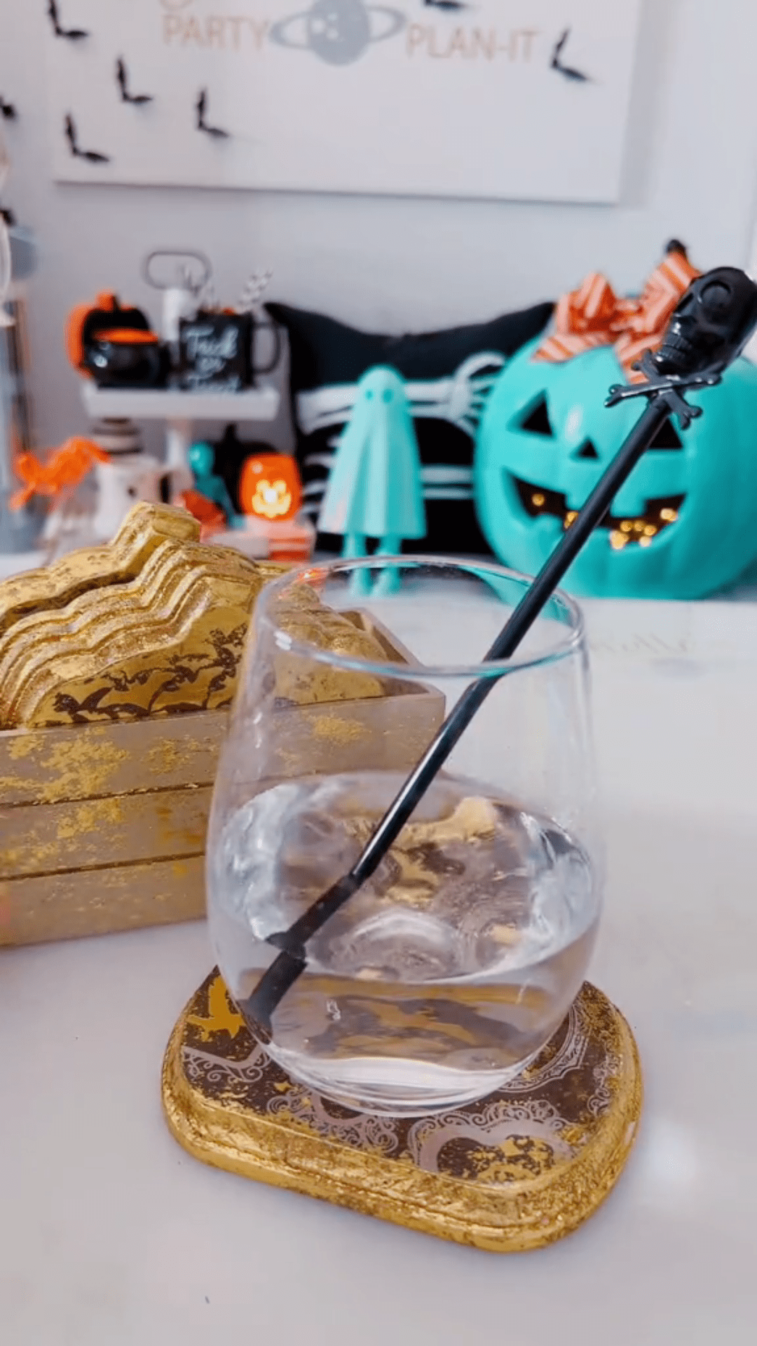 8 Easy Dollar Tree Halloween Crafts Michelle's Party PlanIt