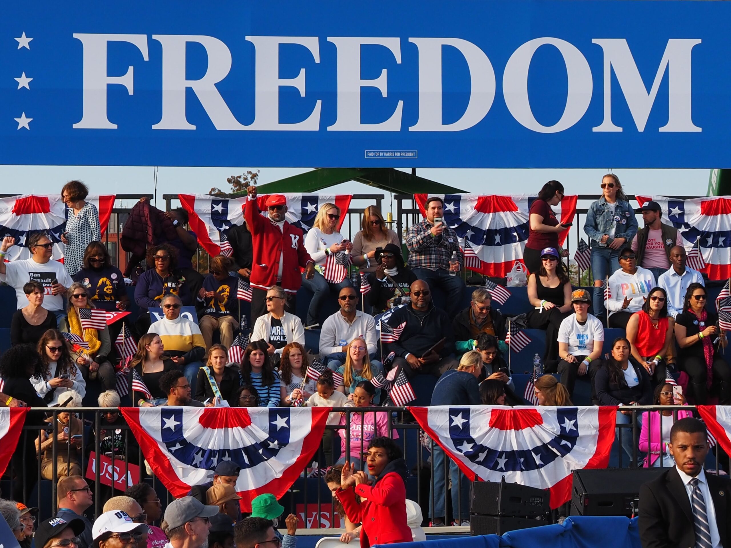 Rallying on the Ellipse, Harris calls on voters to reject Trump’s