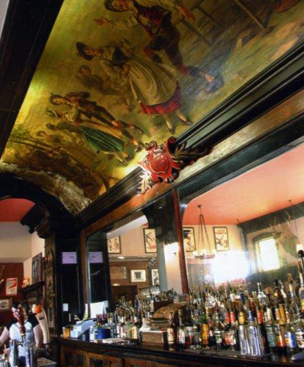 Michigan House Cafe & Red Jacket Brewing Co. Located in Historic