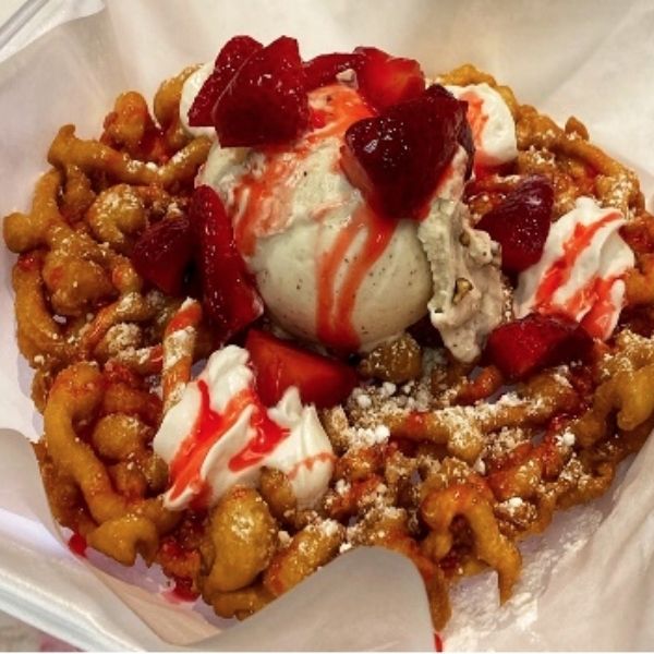 Funnel Cake w/ Ice Cream Michoacana Alhambra