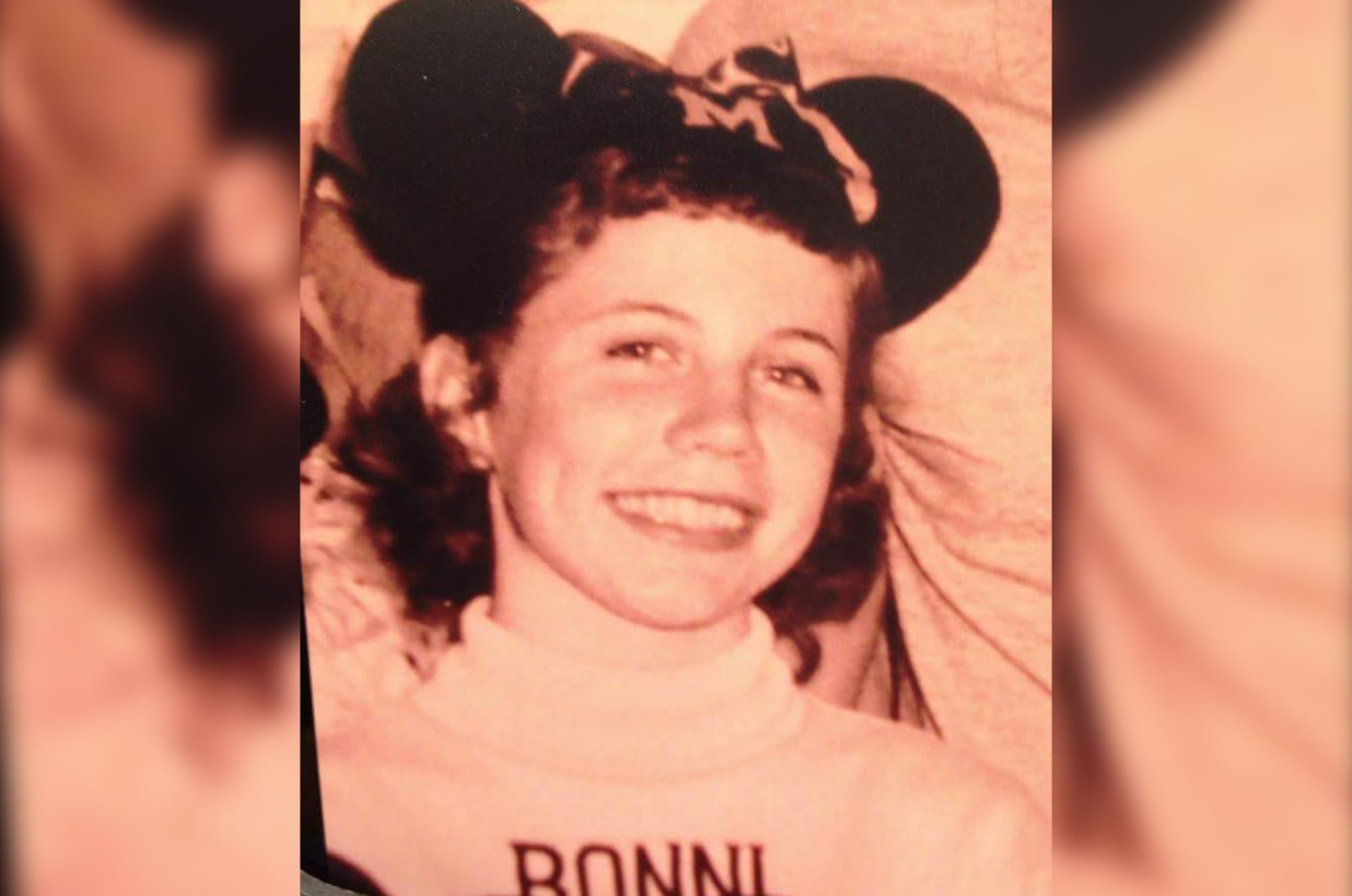 Bonni Lou Kern Original Mickey Mouse Club Mouseketeer Dies at 79