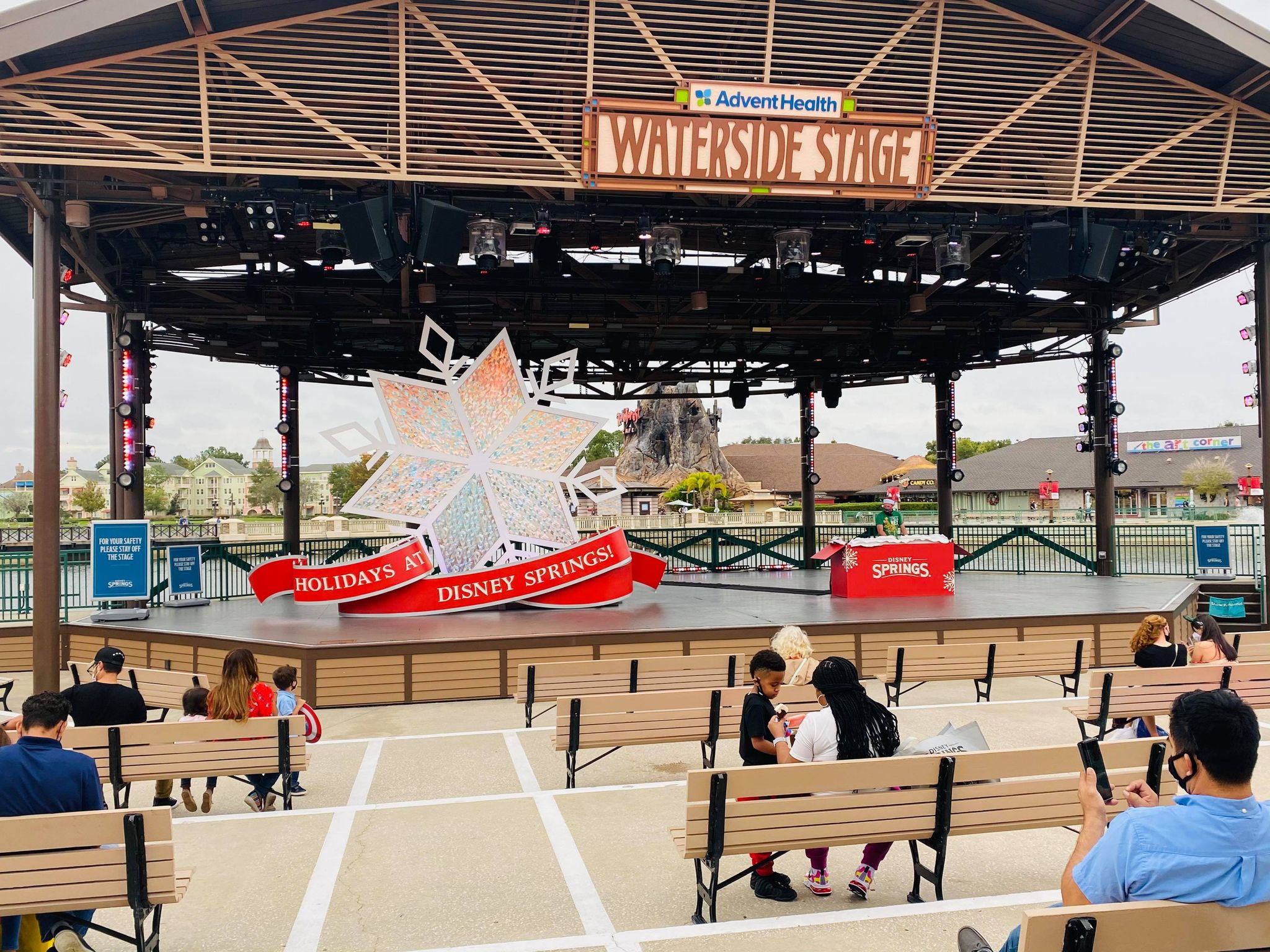 Disney Springs DJ is Spinning Some Christmas Tunes