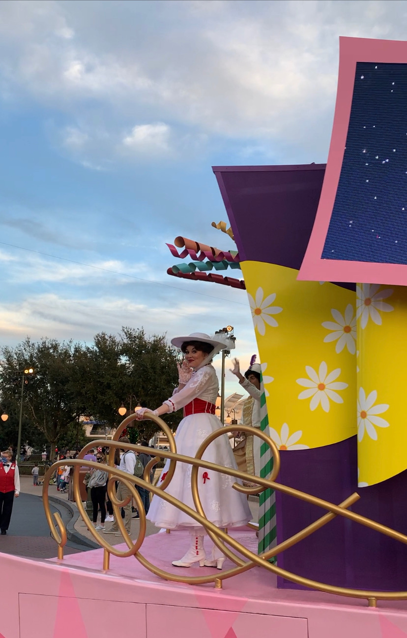 Fantasyland Friends Cavalcade Steps off in Magic Kingdom!