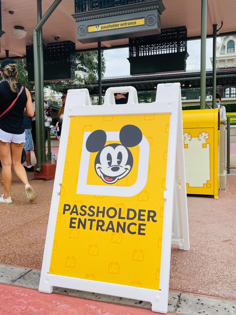 Does Disney Still Like Annual Passes?