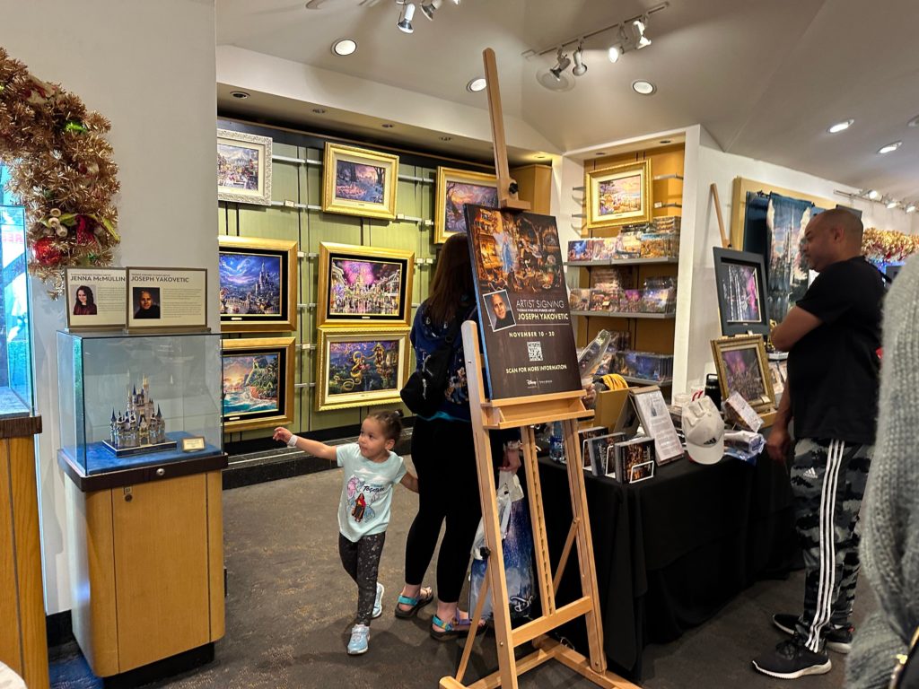 Kinkade Studio Artists Wrap Up Appearances, New Jim Shore Works Debut