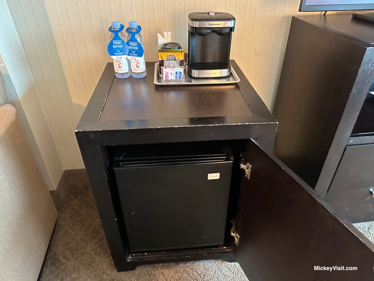 Hilton Anaheim Review 2024 Luxury Amenities Near Disneyland