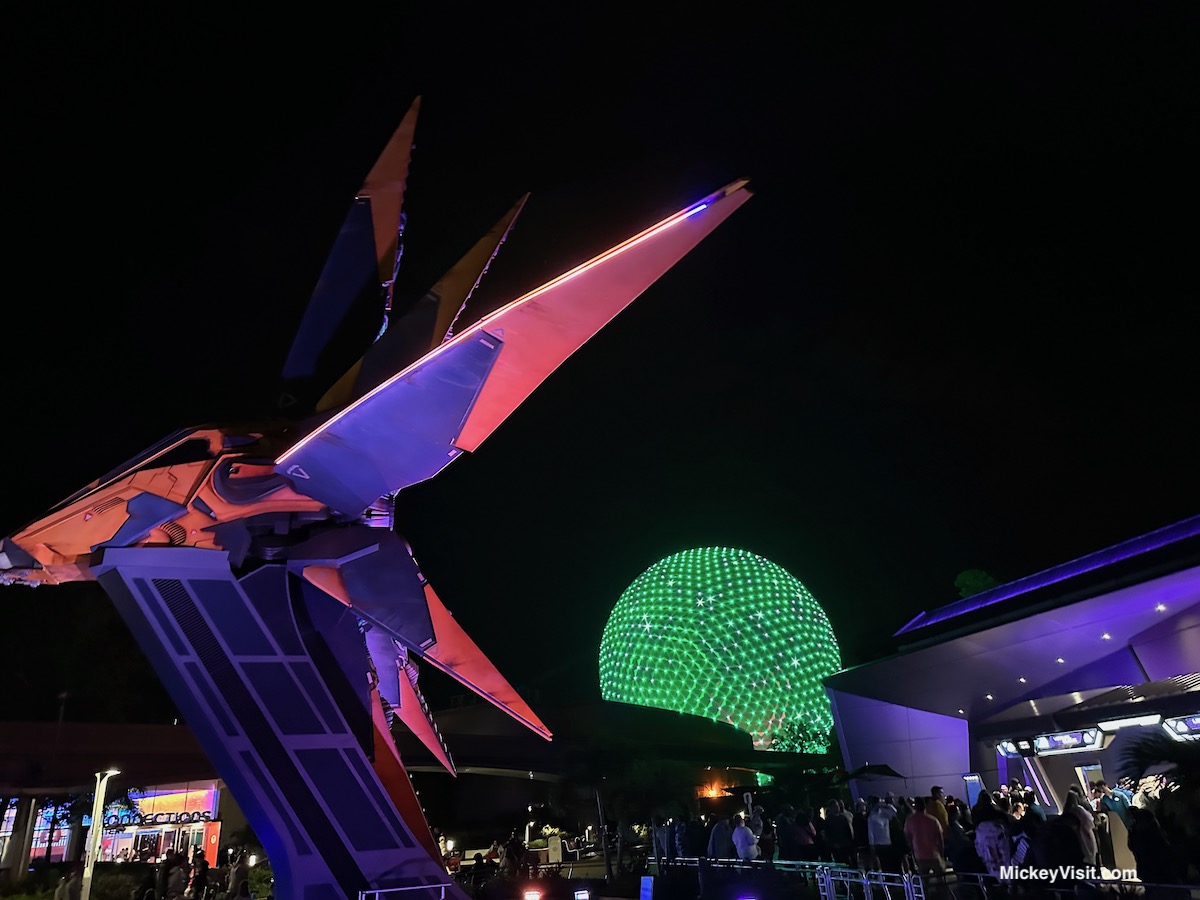 When Does Disney World Decorate for Christmas?