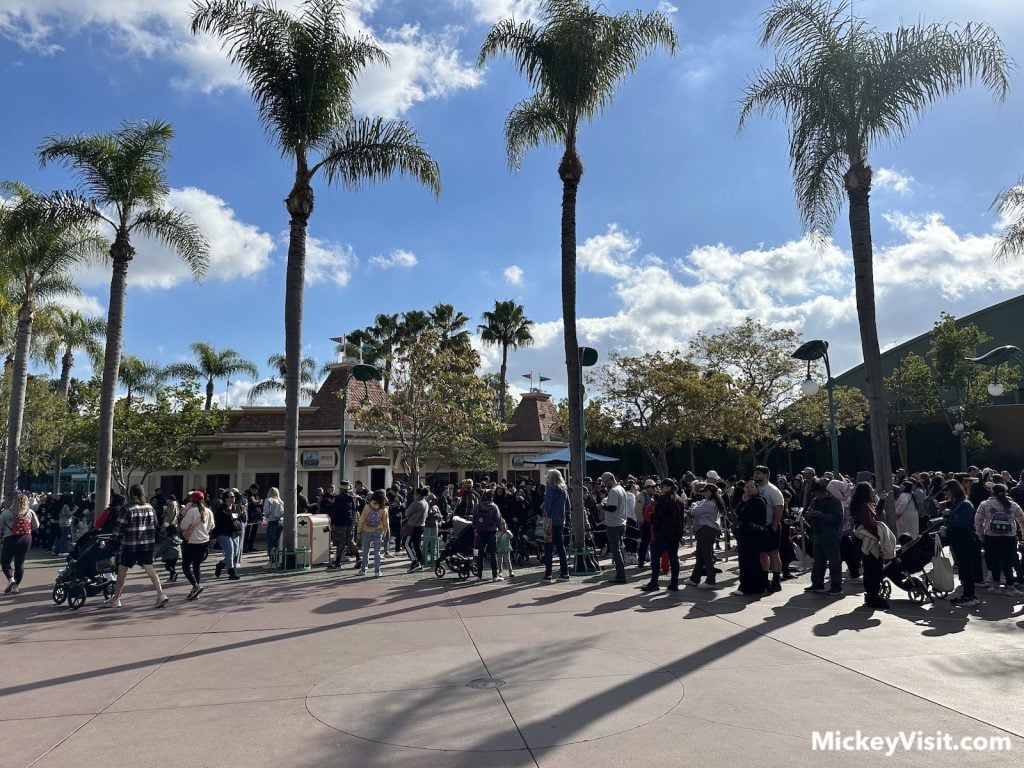 Disneyland Testing Big Change to Improve Ticket Virtual Queues Mickey