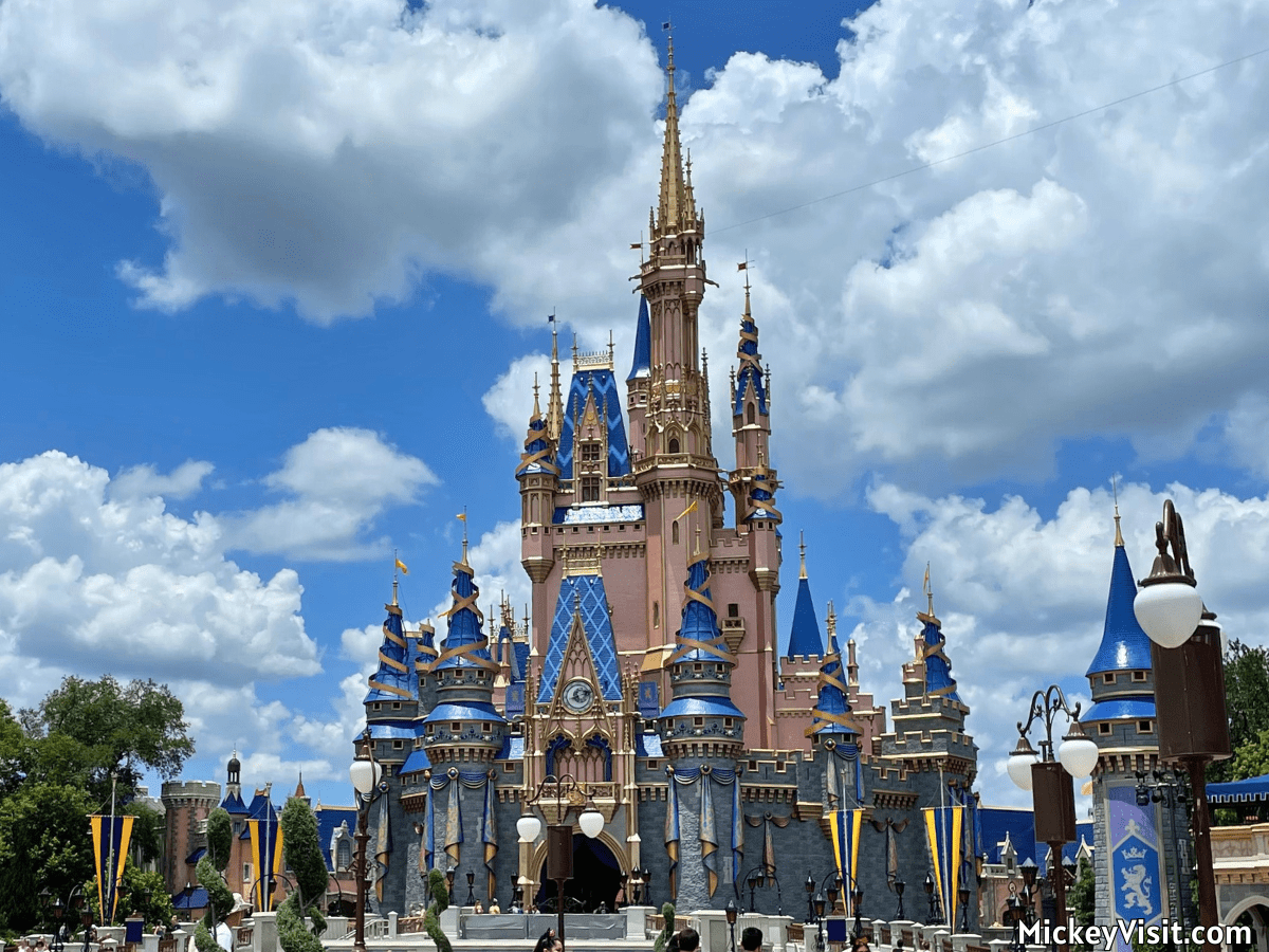 Disney World Customer Service How to Call Disney, FAQs, Tips