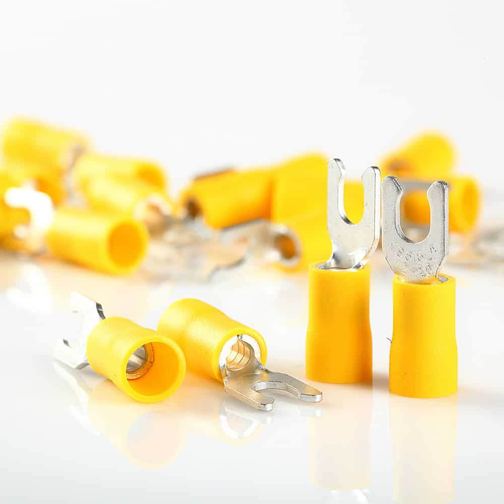 12/10 Gauge 8 Locking Spade Terminal Yellow Vinyl
