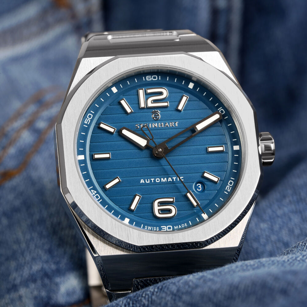 Steinhart Architect Affordable Genta Homage Microbrand Watch World