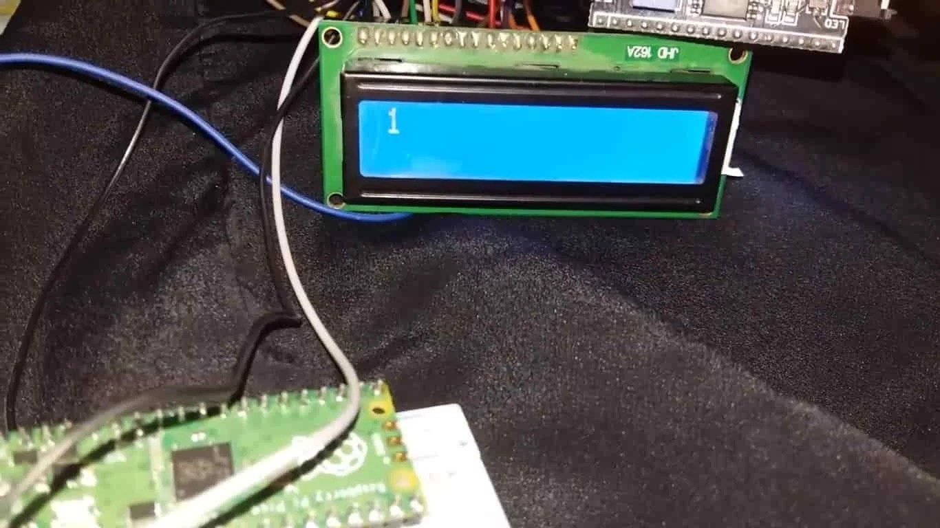 I2C LCD with Raspberry Pi Pico Display Text and Custom Characters