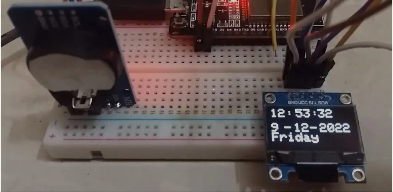ESP32 Real Time Clock (RTC) using DS3231 and display on OLED