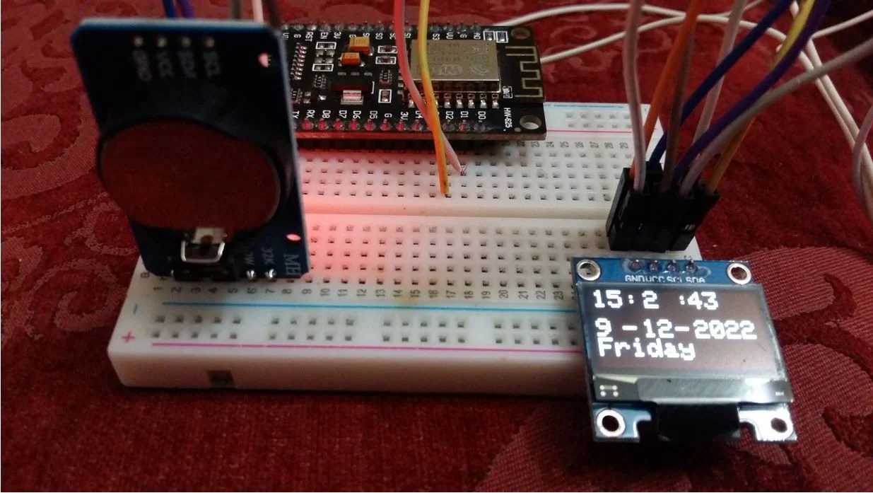 ESP8266 NodeMCU Real Time Clock (RTC) with DS3231 and OLED