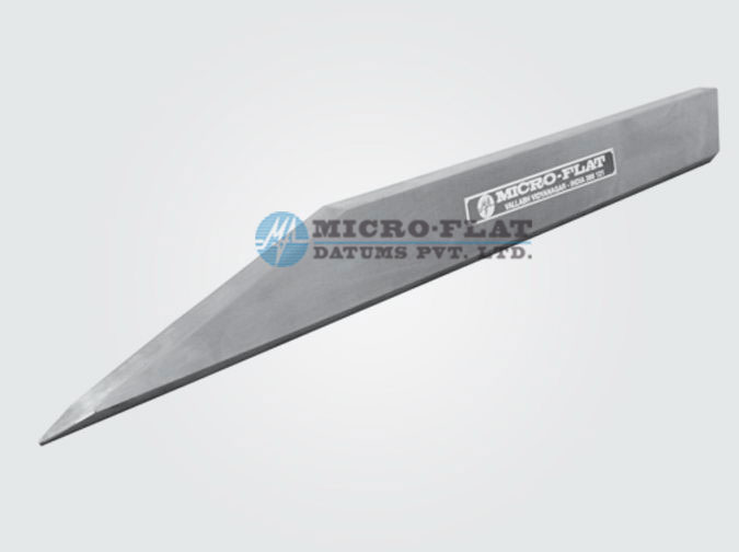 Straight Edges, Straight Edges with Bevel Edge, Knife Straight Edge, Gujarat, India.