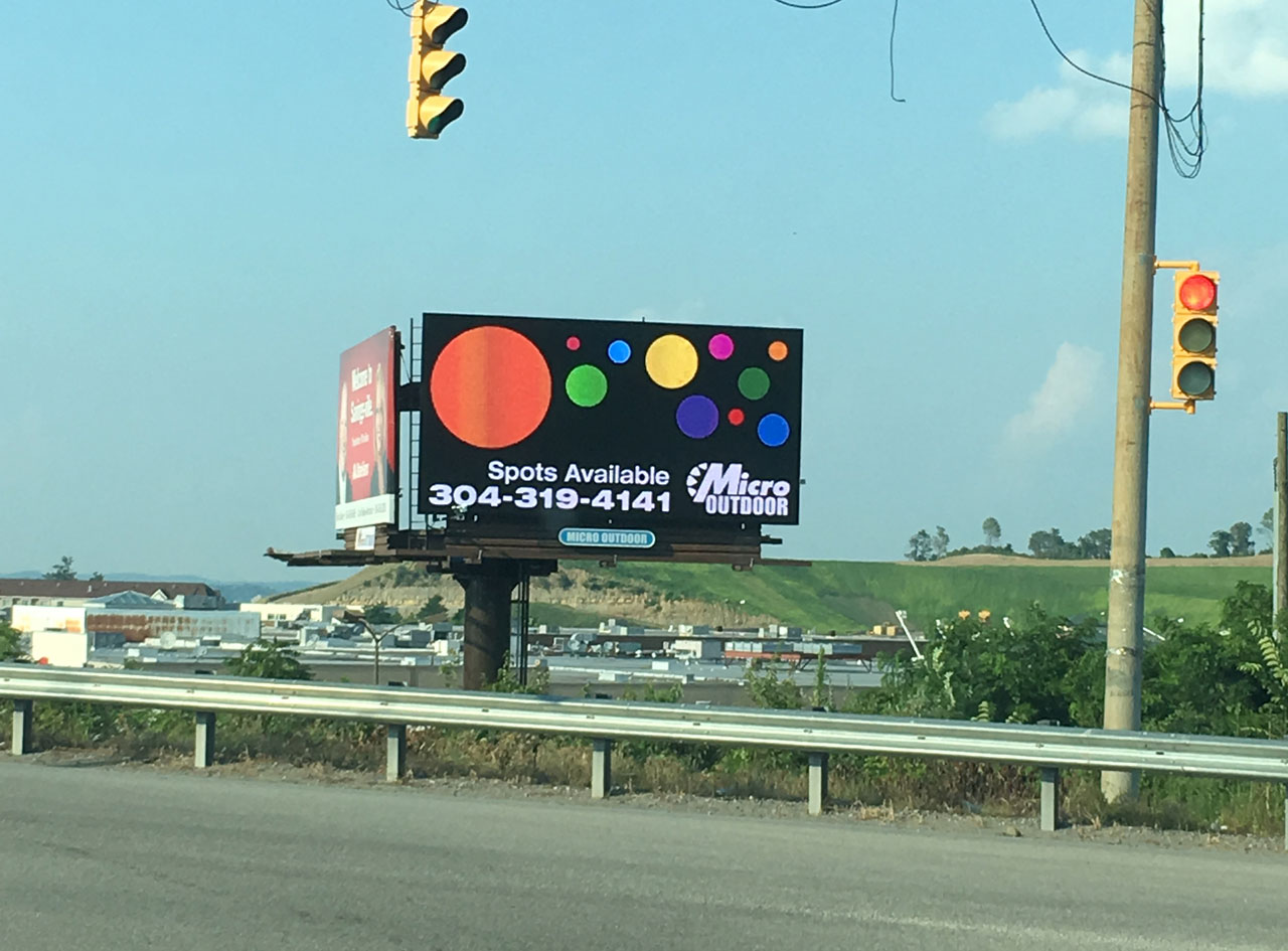Billboard Structure 031 Middletown Mall in Fairmont