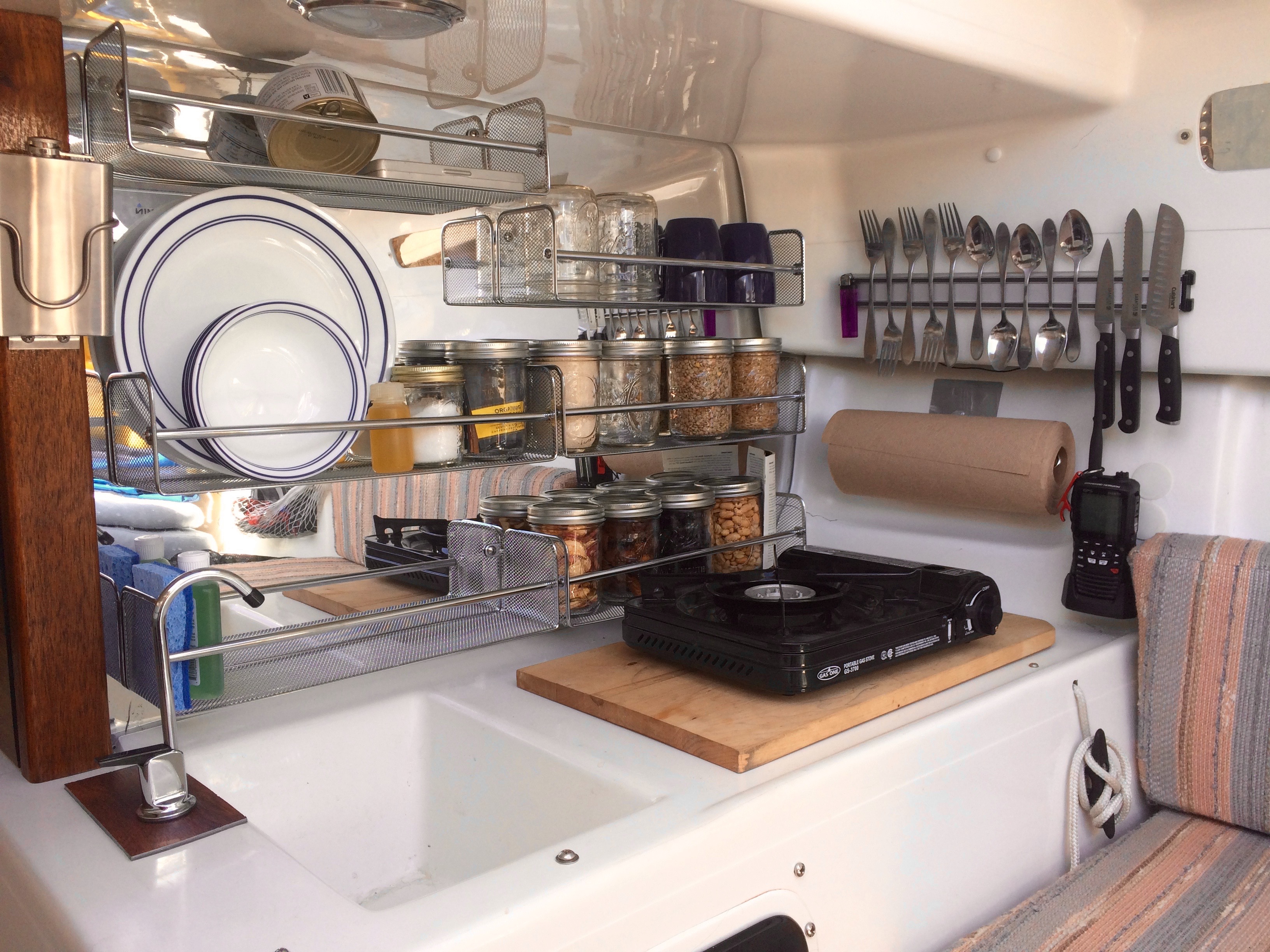 Mason jar racks Micro Showcase