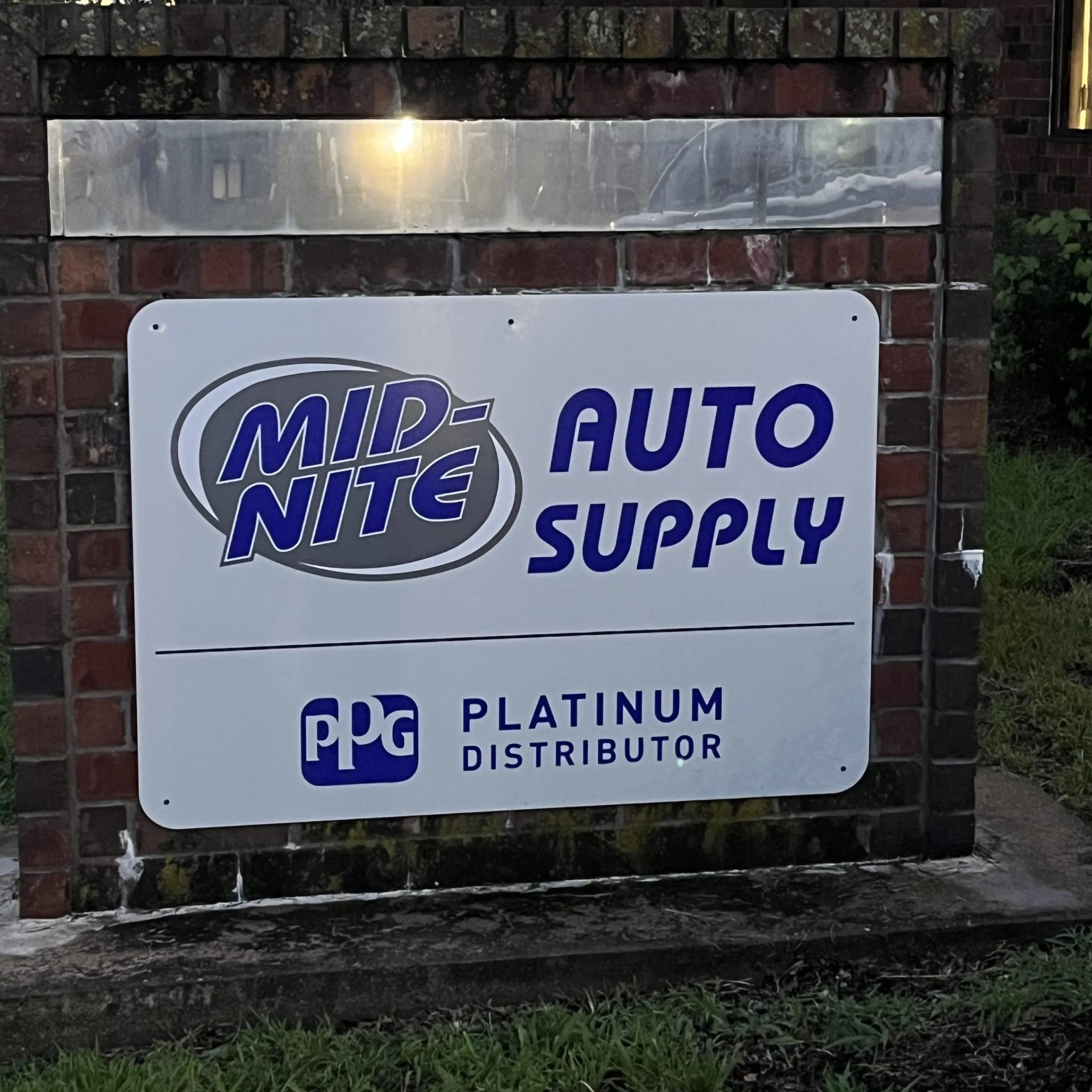 MidNite Auto Supply of St. Louis MidNite Auto Supply
