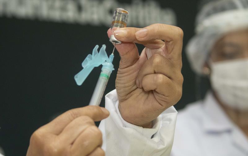 Primeira dose da vacina contra a covid19 já foi aplicada em 7.059