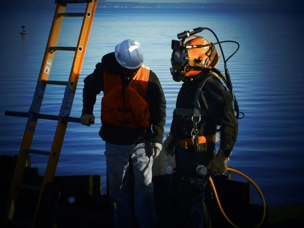 Commercial Diving Contractors Experience Matters MIDCO Diving