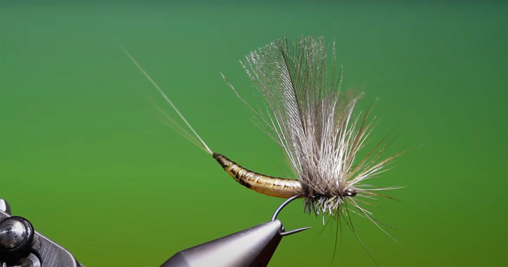 "Fly Tying an Extended Body Mayfly" MidCurrent