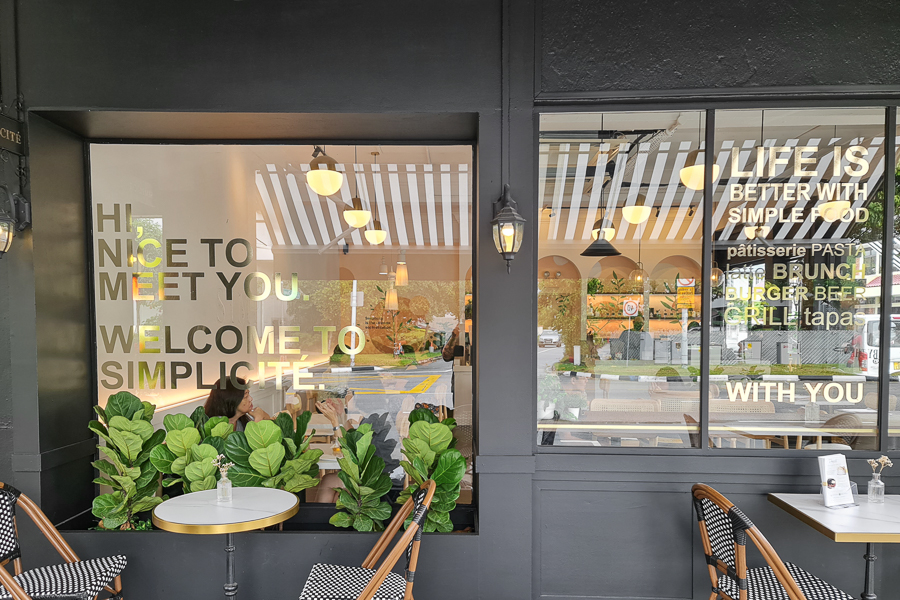 Simplicite by Fresh Fruits Lab Indulge In Parisian Vibes At This Cafe