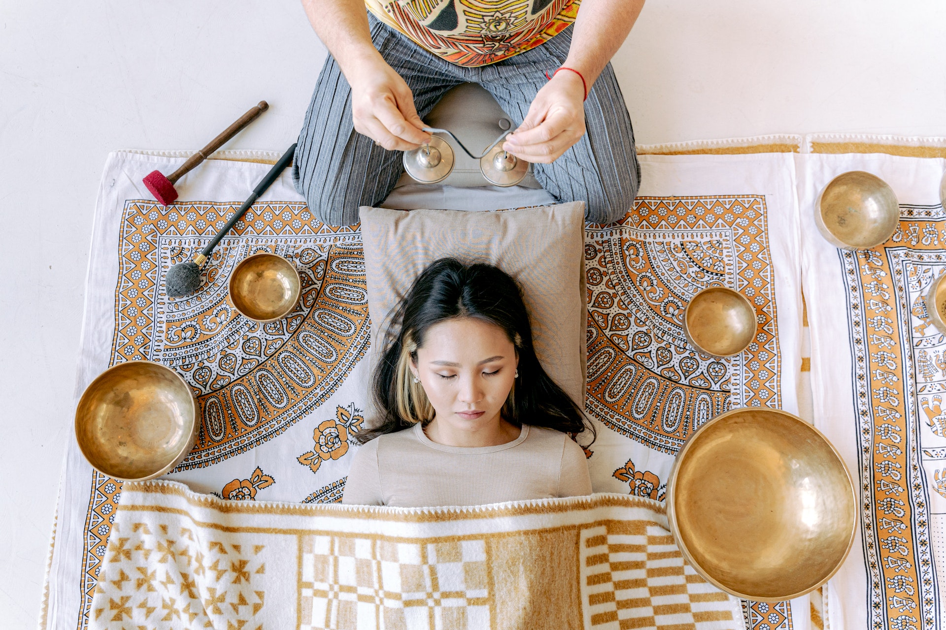 What is ASMR Relaxing Massage? Technique and Benefits of Massage