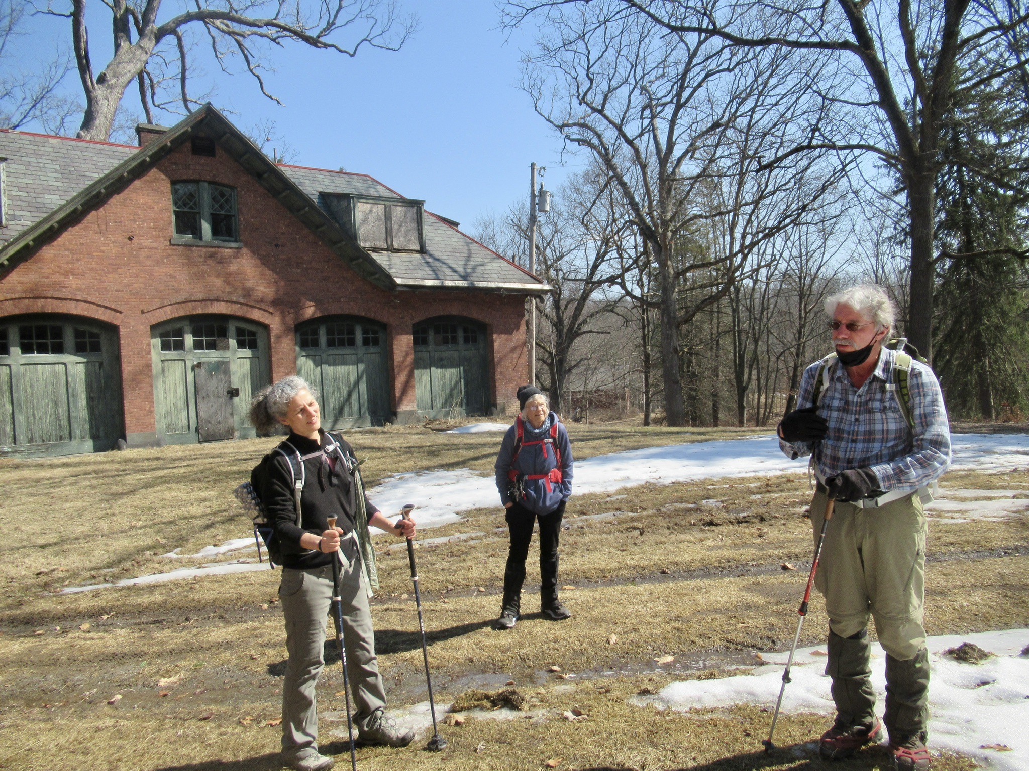Hike Norrie Point to Mills Mansion MidHudson Adirondack Mountain Club