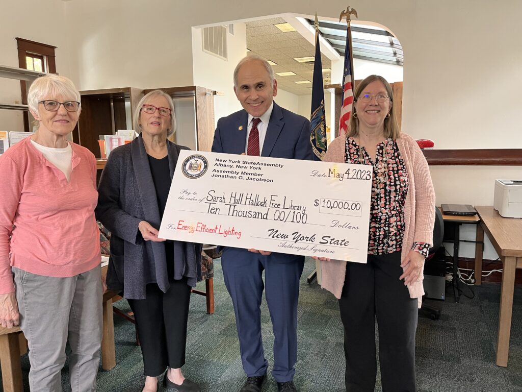 Jacobson announces funding for the Sarah Hull Hallock Free Library in