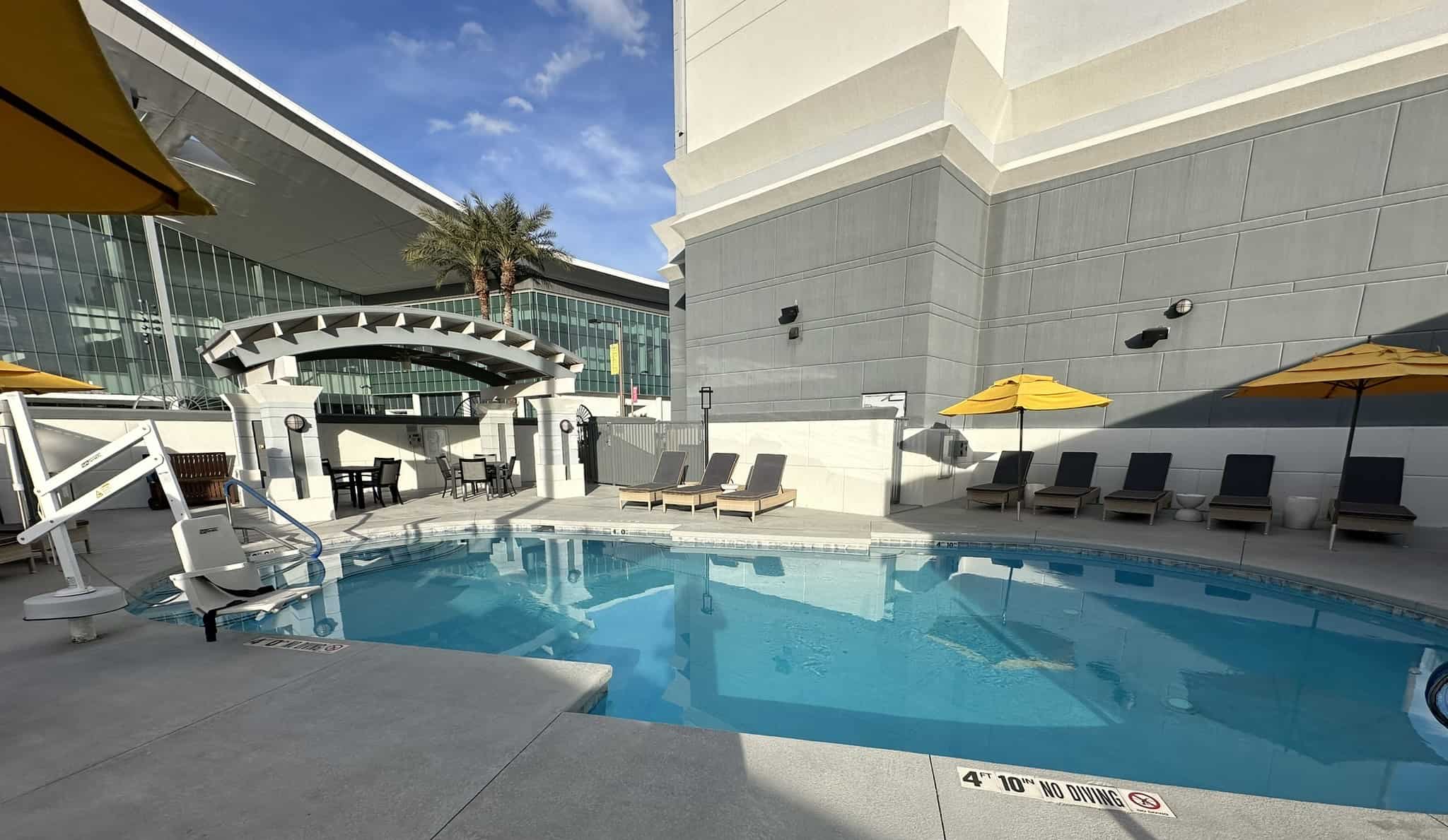 Las Vegas Marriott Pool Season, Hours. Menu & More Midlife Miles