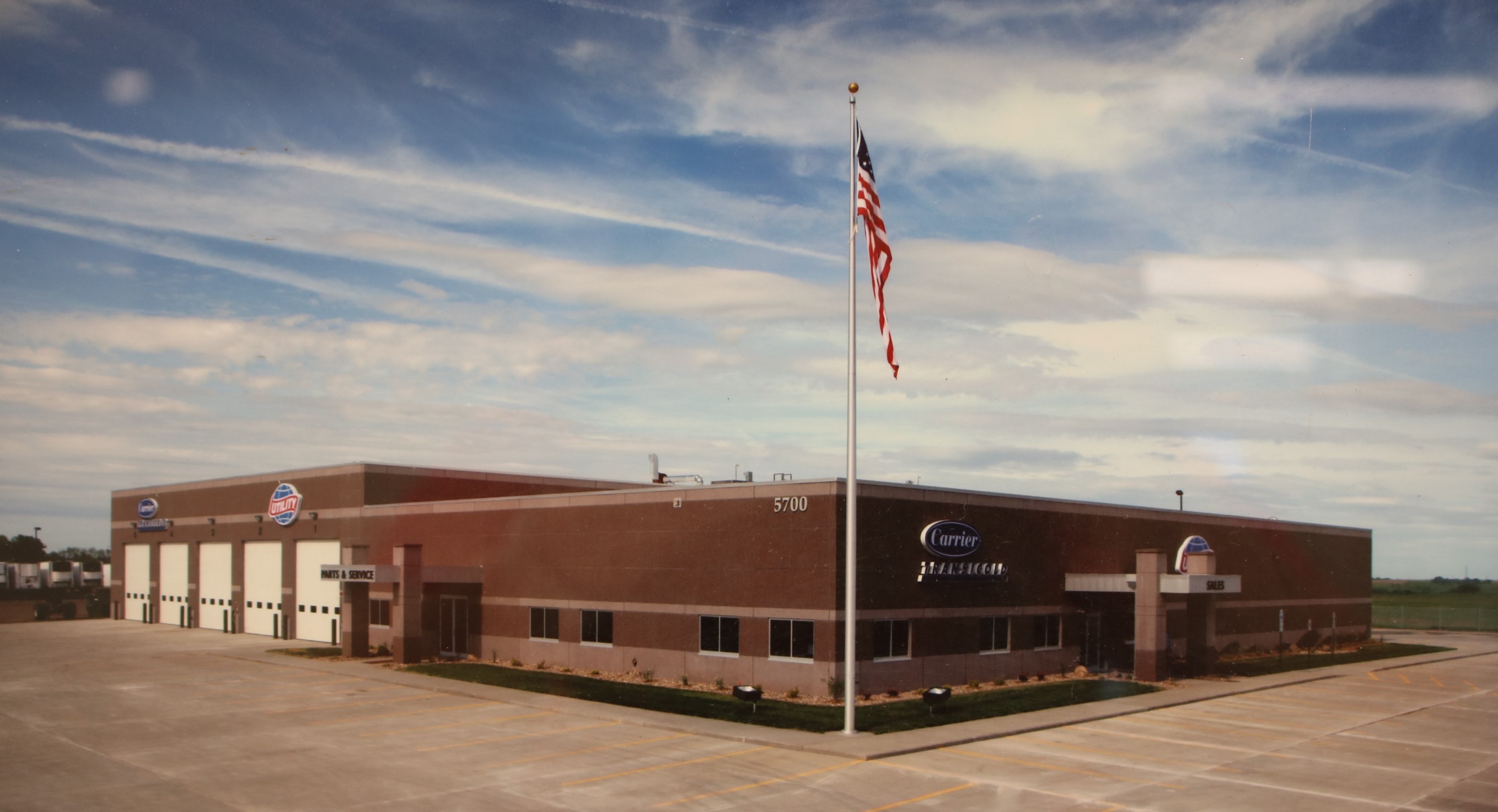 Carrier Transicold Names Transport Refrigeration of South Dakota Dealer of the Year