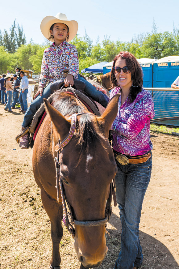 Waimea Roundup Rodeo MidWeek Kaua'i