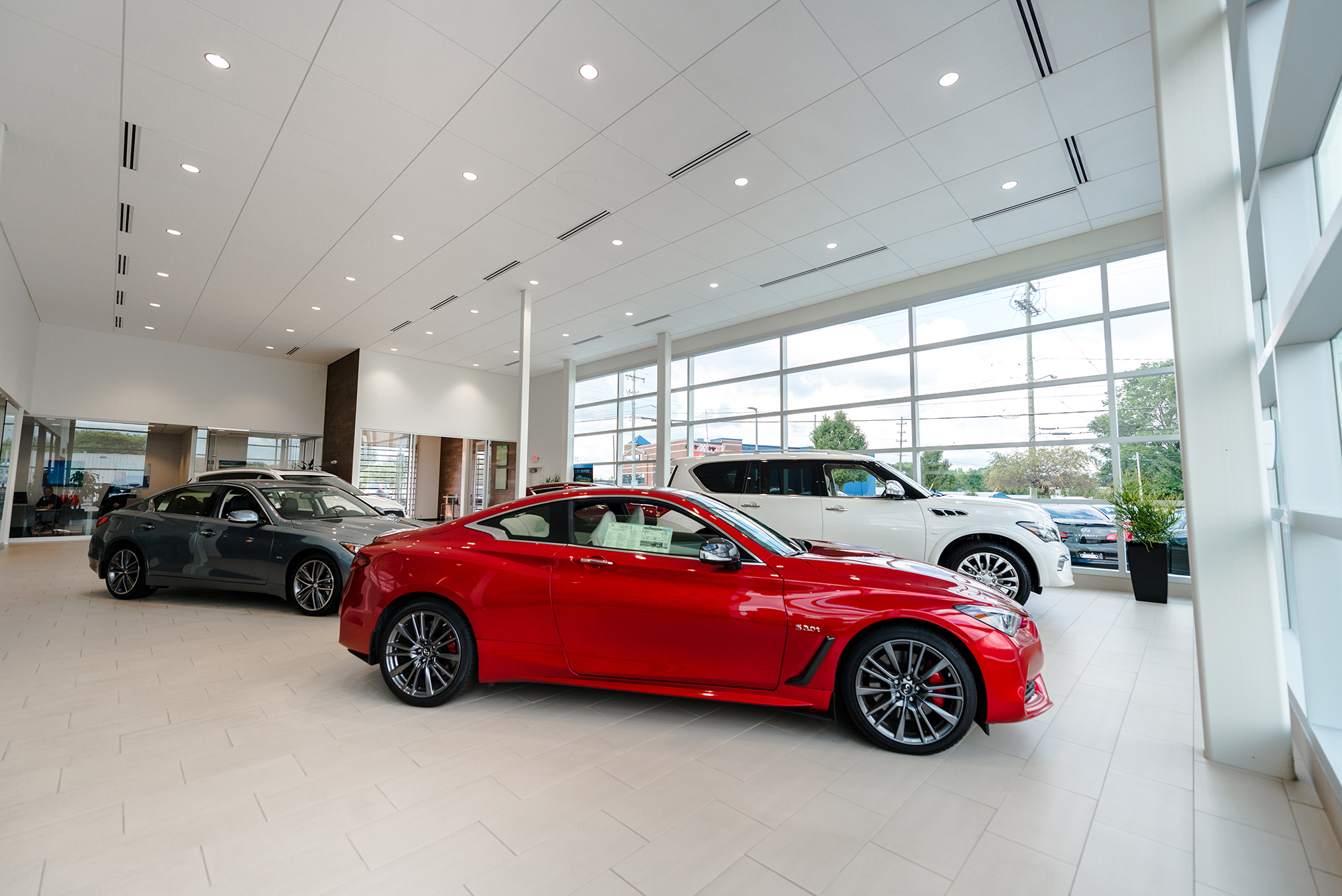 Infiniti of Grand Rapids Midwest Construction