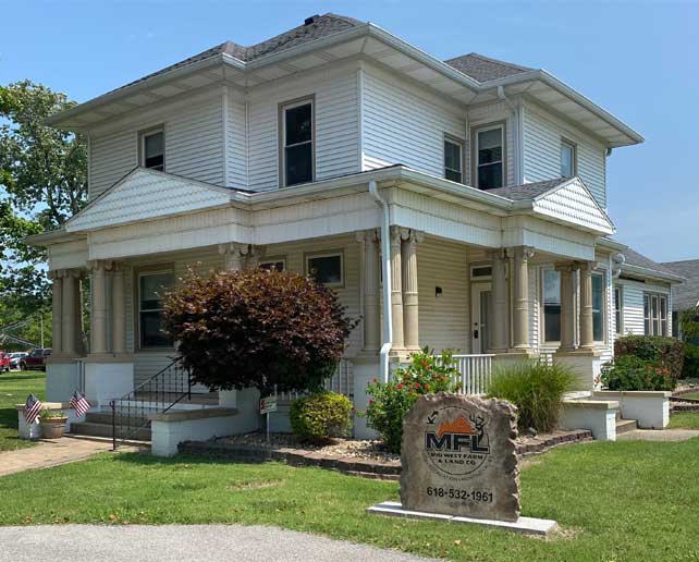 Real Estate Agents Centralia IL Midwest Farm & Land Co.