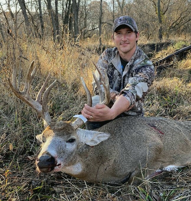 Iowa Deer Hunting MidAmerica Hunting Association