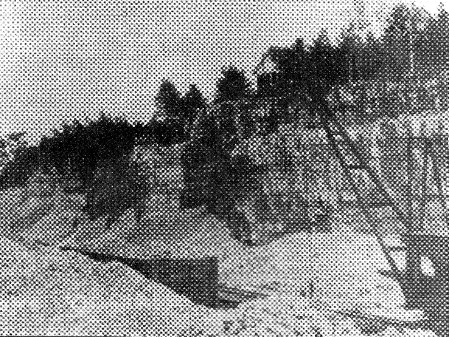 Totem Pole TalesRailroads