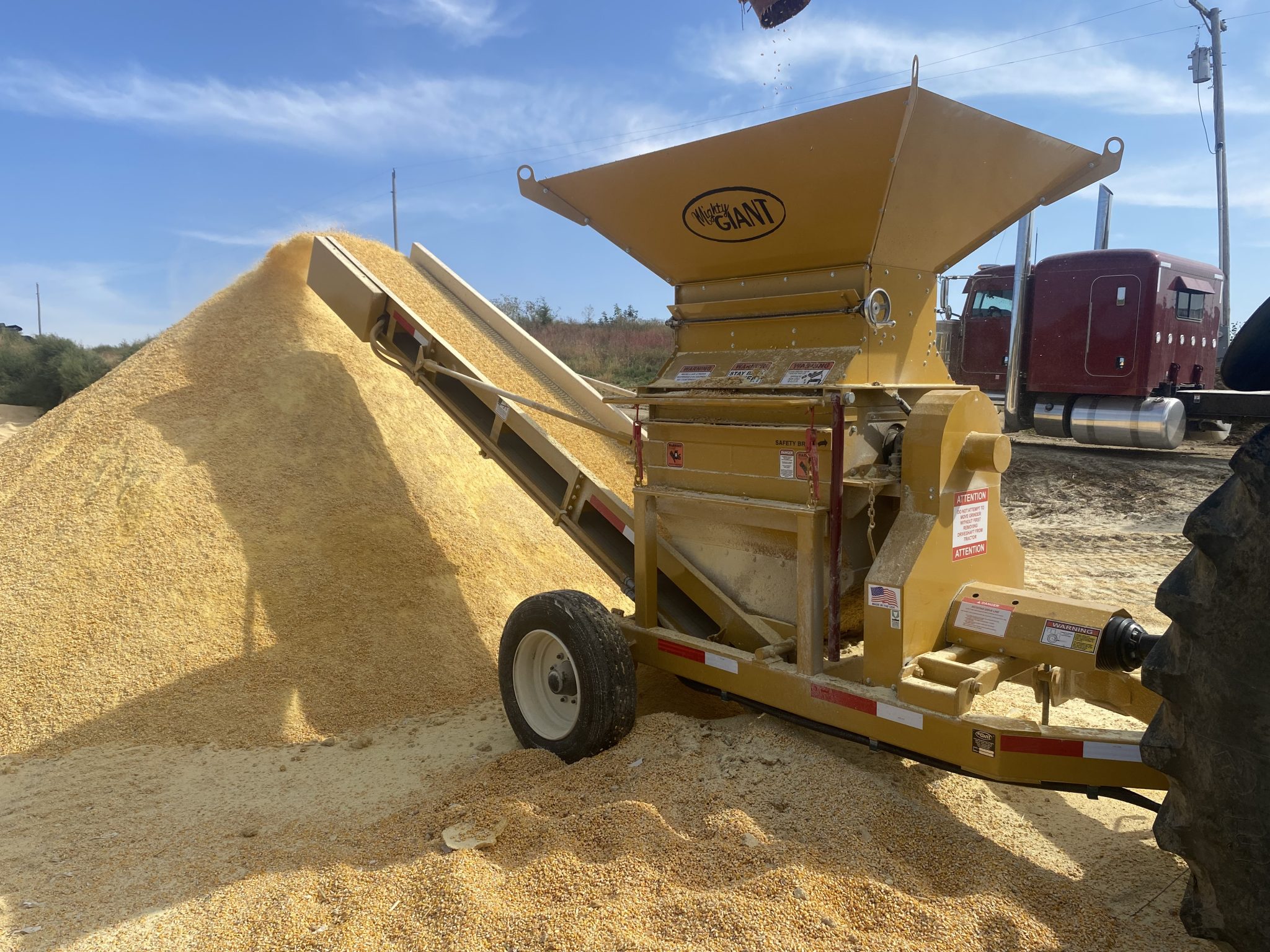 Poultry Elevator Equipment Mighty Giant