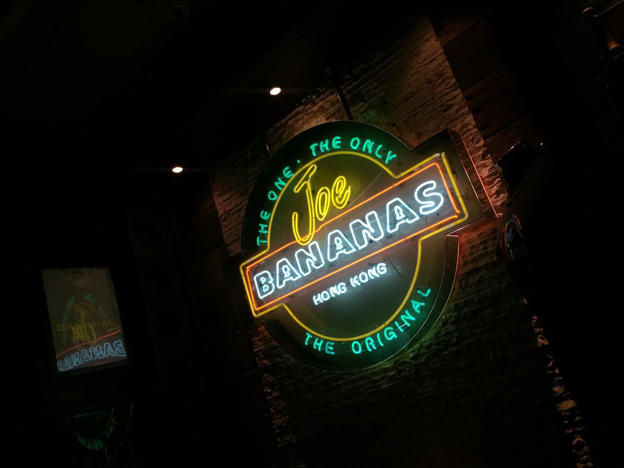 香港での食事・飲みに JOE BANANASへ 香港No3 みほるん♪滞在記