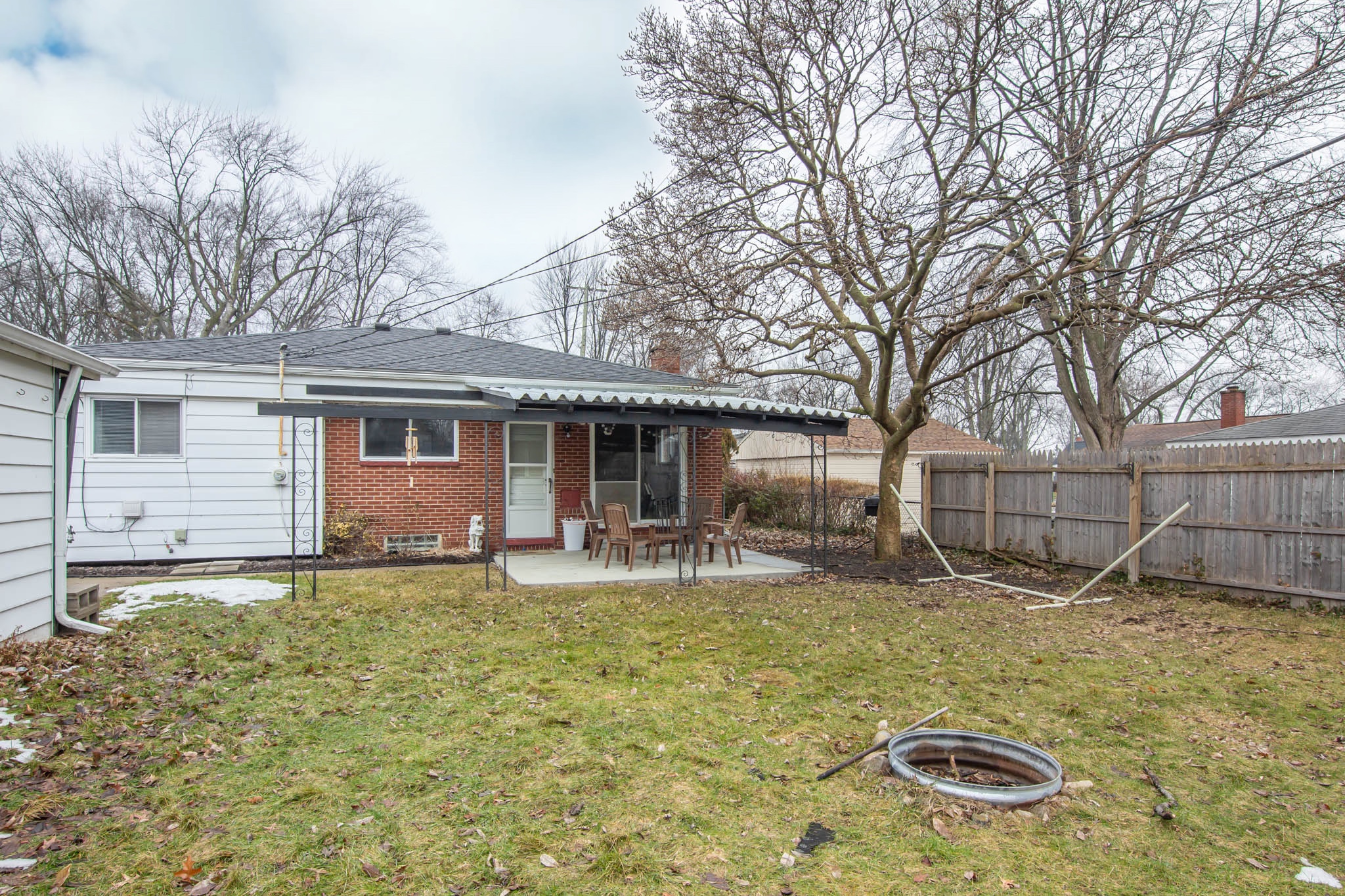 Oh, hey, Hendrickson! 1262 Hendrickson Blvd, Clawson, MI Schaefer