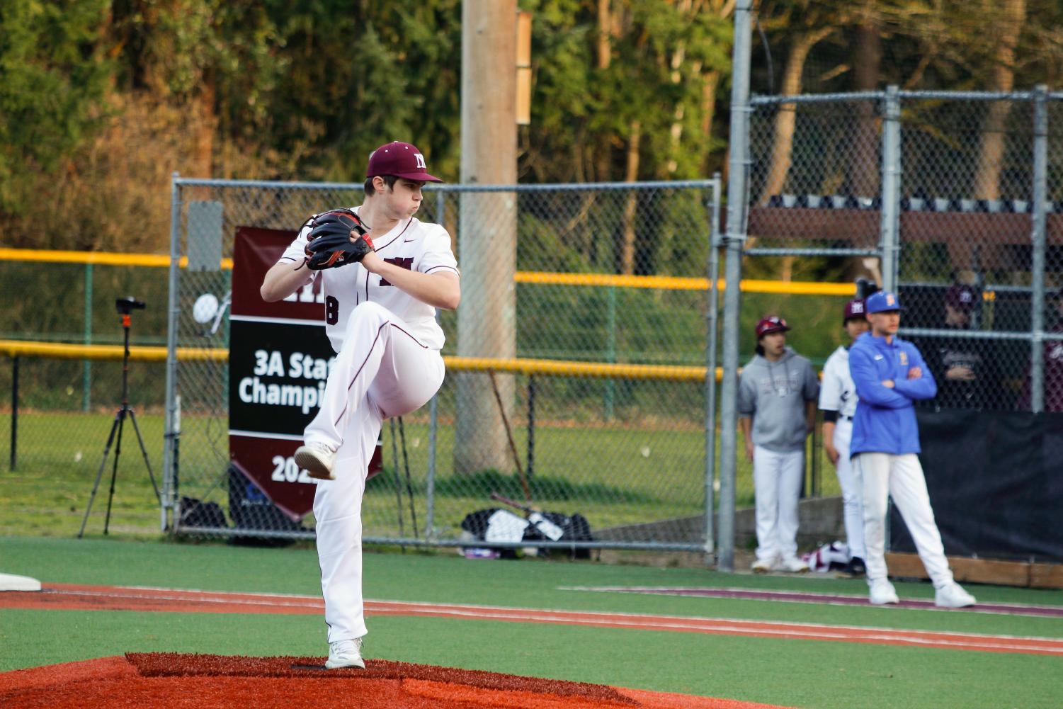 MIHS Baseball Defeats Hazen on KingCo League Opener The MIHS Islander