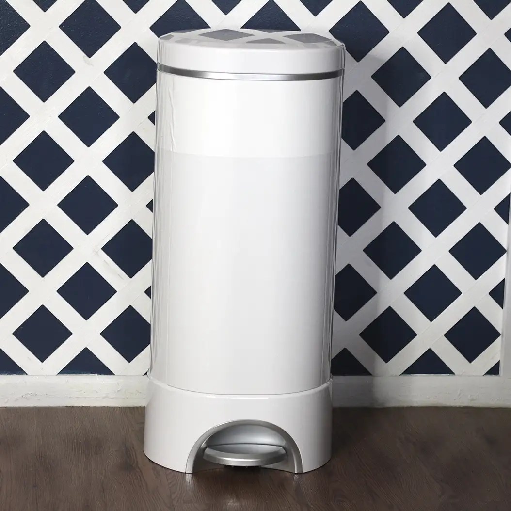Munchkin Step Diaper Pail Review » Mika's List