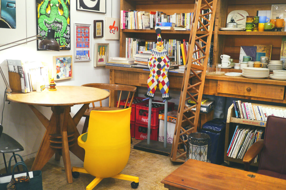 名古屋・THE APARTMENT STORE：アパートメントストア奥のカフェで休憩を mikawa mag