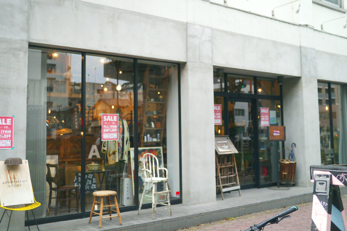 名古屋・THE APARTMENT STORE：アパートメントストア奥のカフェで休憩を mikawa mag