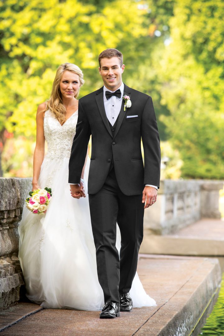 Gallery Berkeley Suit Mike Bjorn's Kenosha, WI